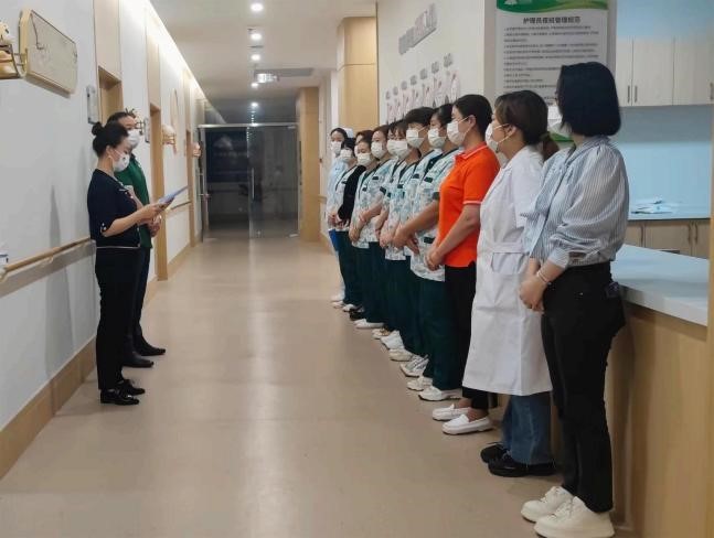 疫情防控不松懈，應(yīng)急演練筑防線